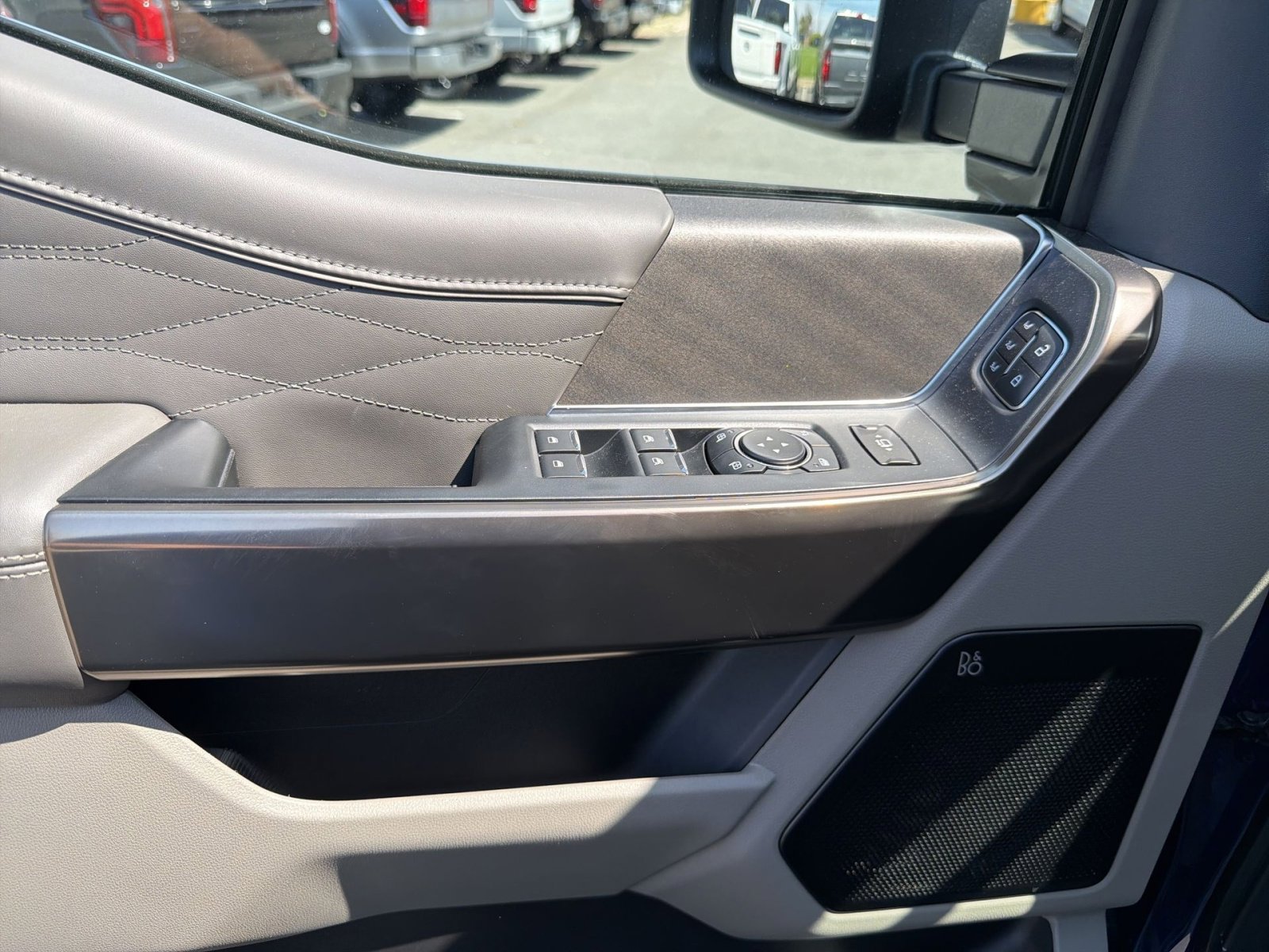 New 2026 Ford F450 Platinum w/ Platinum Plus Package image 40