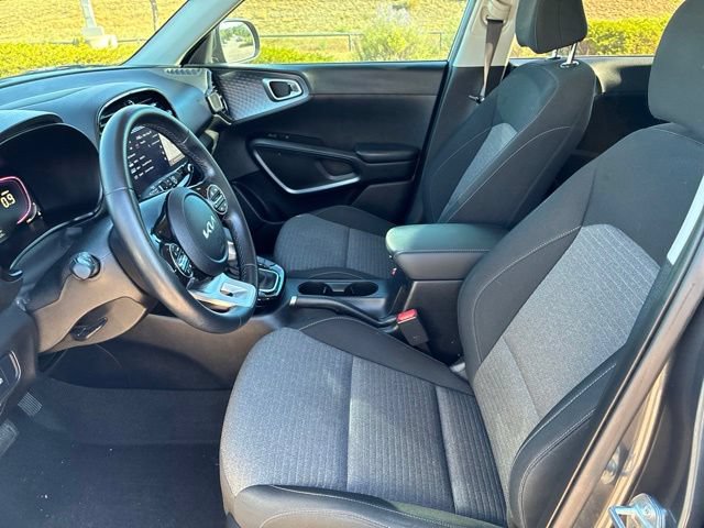 Used 2023 Kia Soul EX FWD image 13