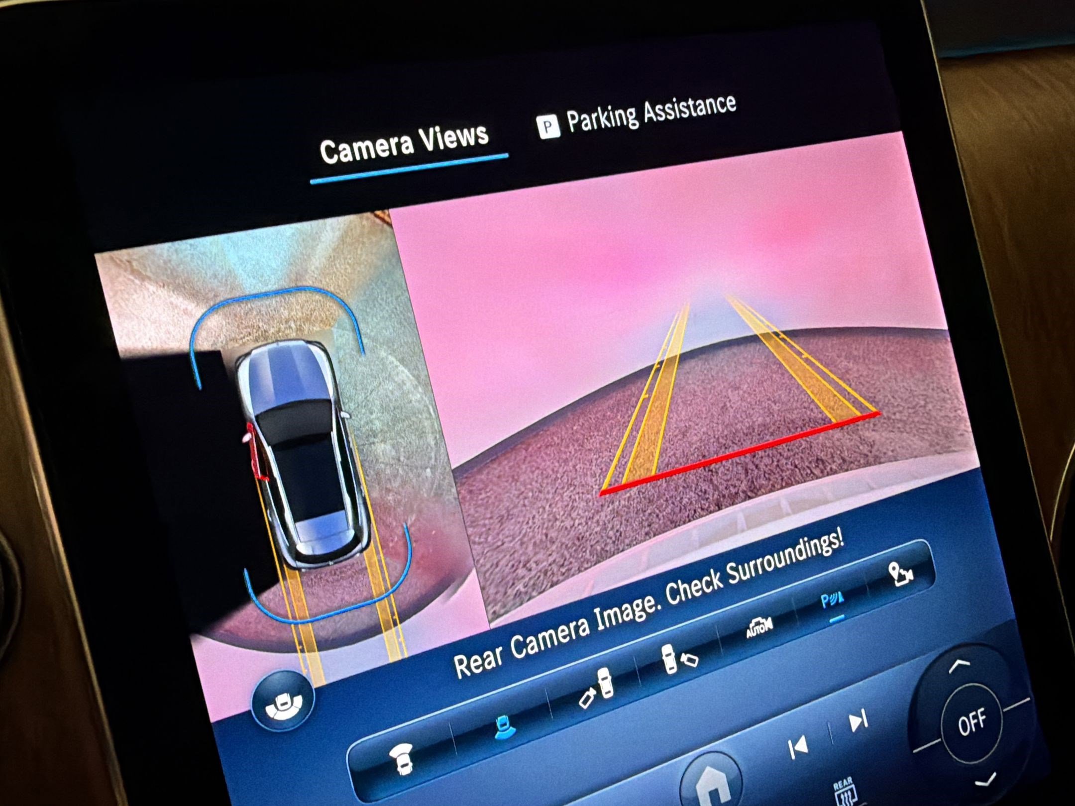 Used 2024 Mercedes-Benz GLC 300 image 24