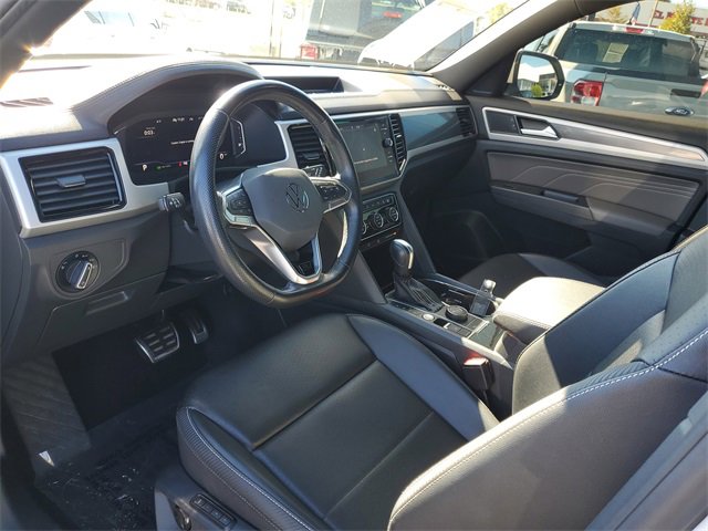 Used 2022 Volkswagen Atlas Cross Sport SEL R-Line image 15