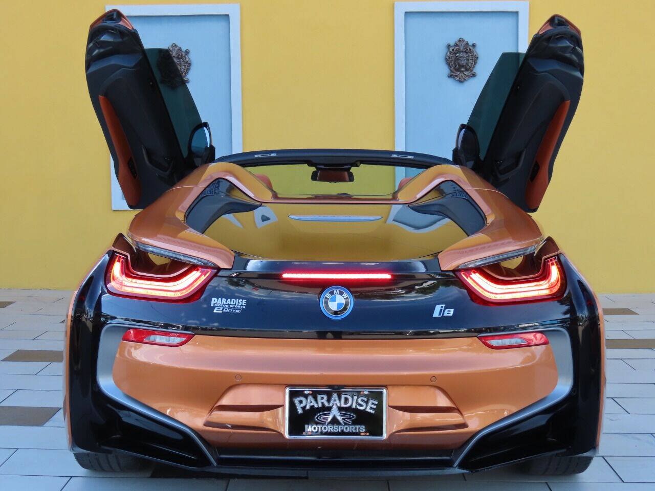 Used 2019 BMW i8 Roadster AWD/4WD image 10