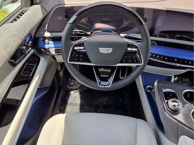 New 2027 Cadillac Optiq Luxury AWD/4WD image 18