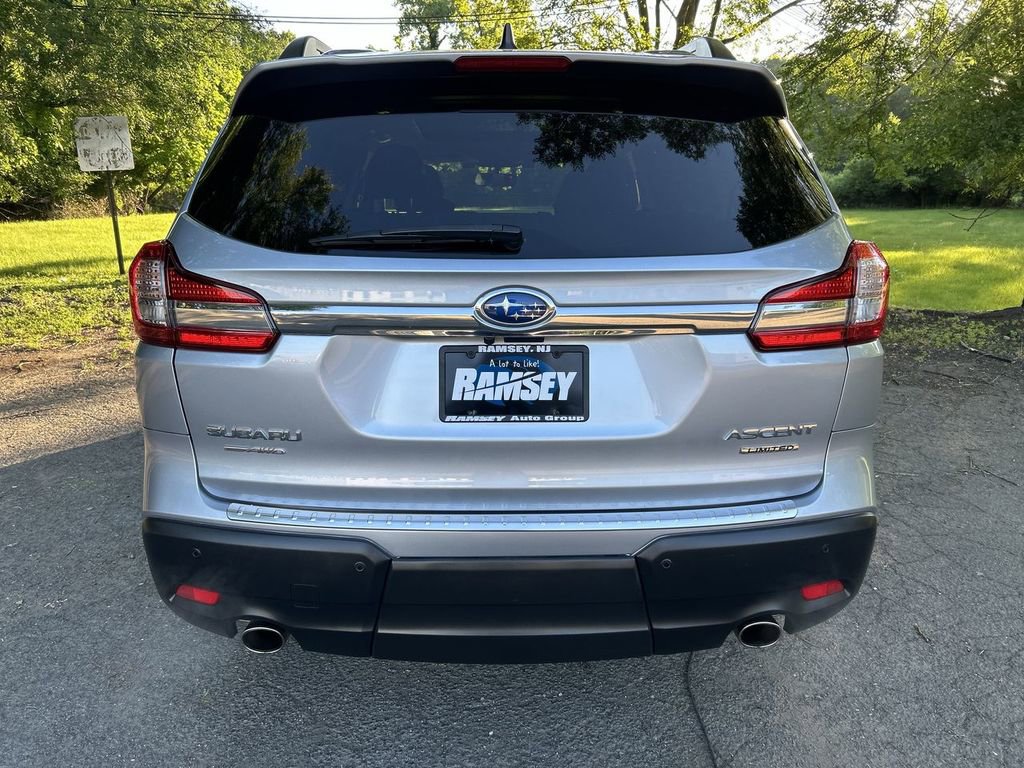 Certified 2022 Subaru Ascent Limited w/ Technology Package AWD/4WD image 7