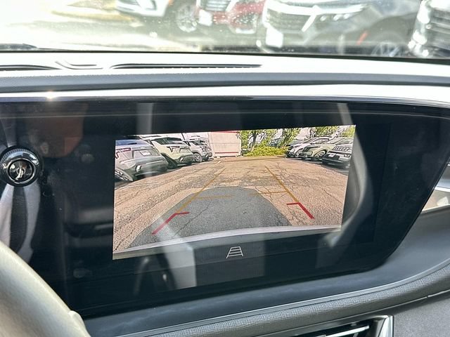 Used 2024 Buick Envista Preferred w/ Advanced Safety Package FWD image 24