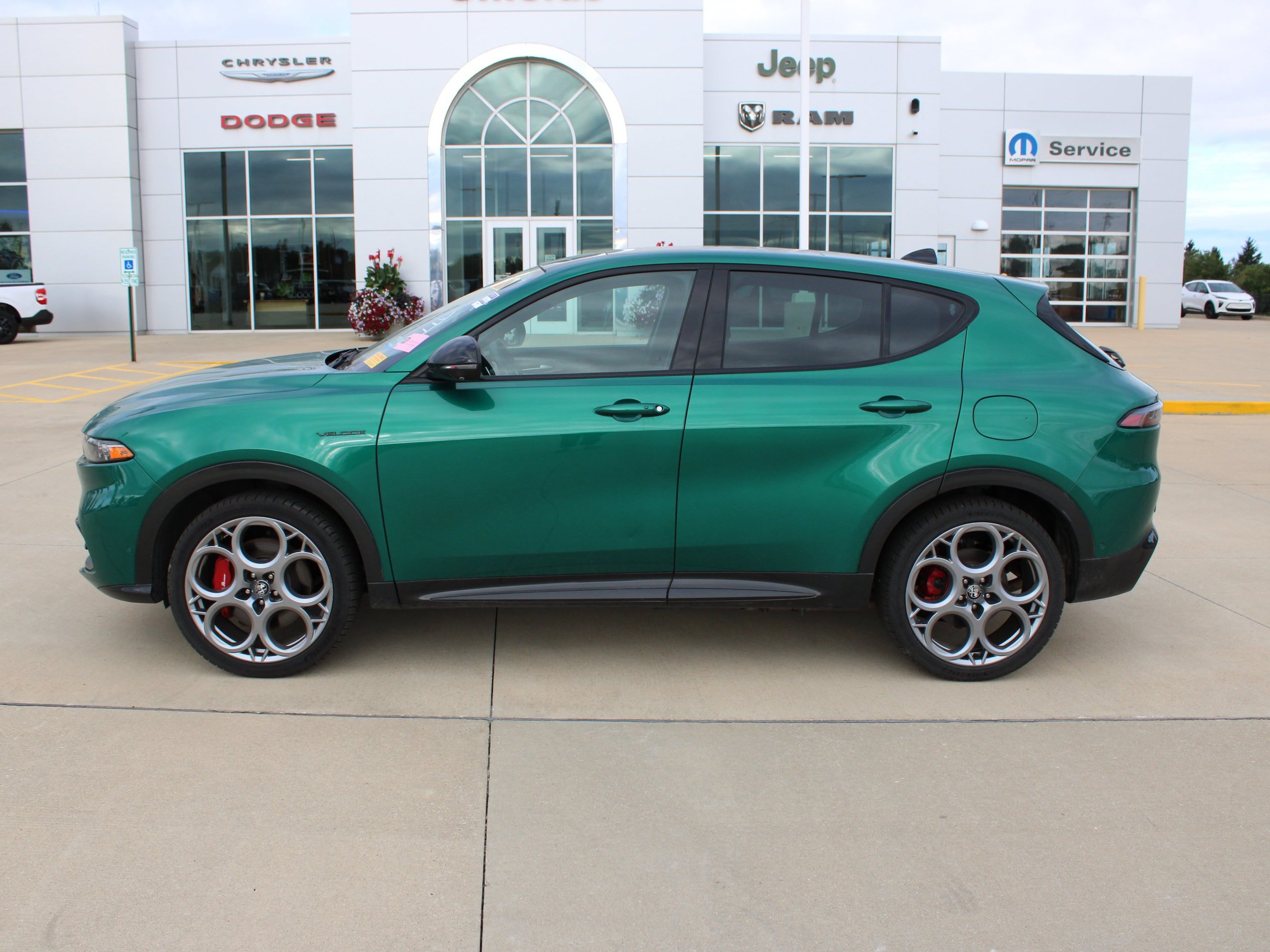 Used 2024 Alfa Romeo Tonale Veloce AWD/4WD image 3