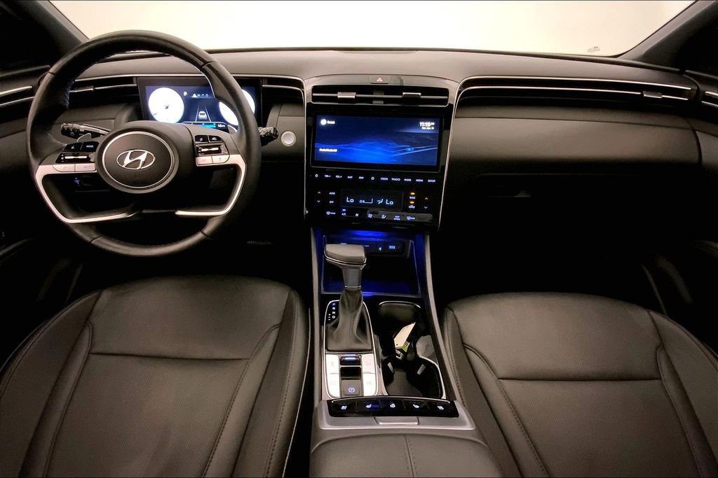 Used 2022 Hyundai Santa Cruz Limited image 16