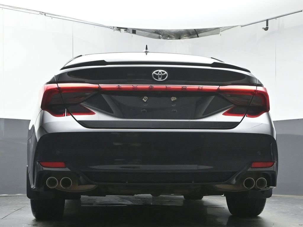 Used 2019 Toyota Avalon Touring w/ Advanced Safety Package image 34