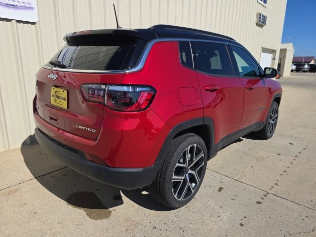 New 2025 Jeep Compass Limited image 6