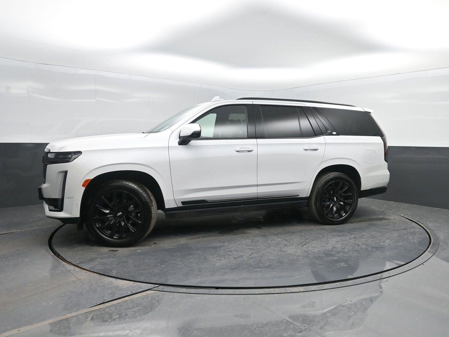 Used 2023 Cadillac Escalade Sport Platinum w/ LPO, ONYX Package image 48