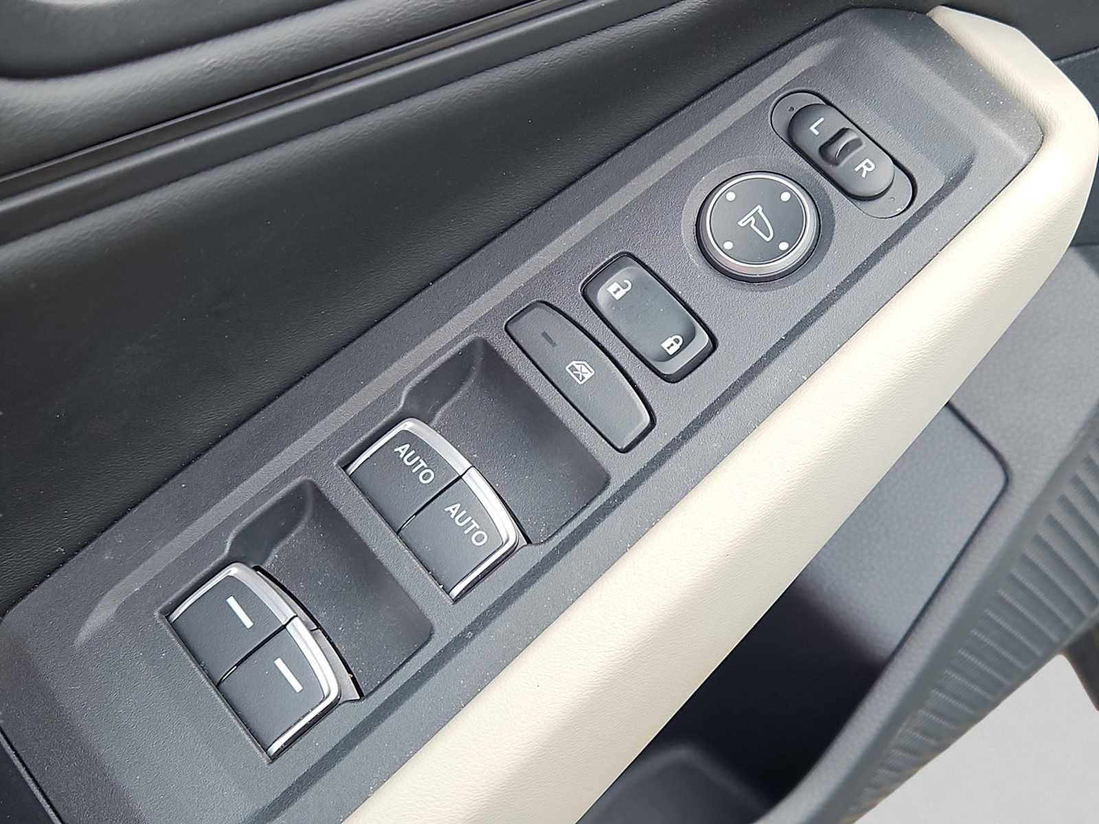 Certified 2023 Honda Accord EX image 25