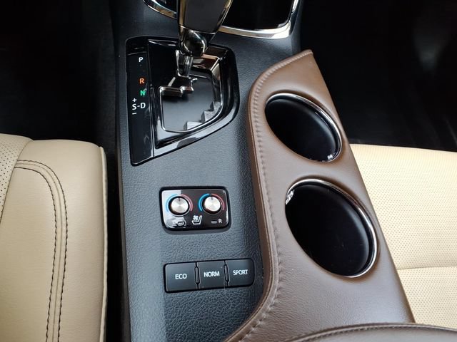 Used 2014 Toyota Avalon Limited FWD image 17