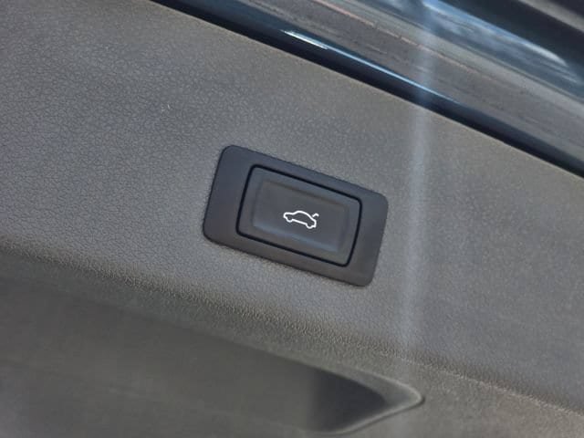 Used 2015 Audi Q5 2.0T Premium Plus w/ Technology Package AWD/4WD image 33