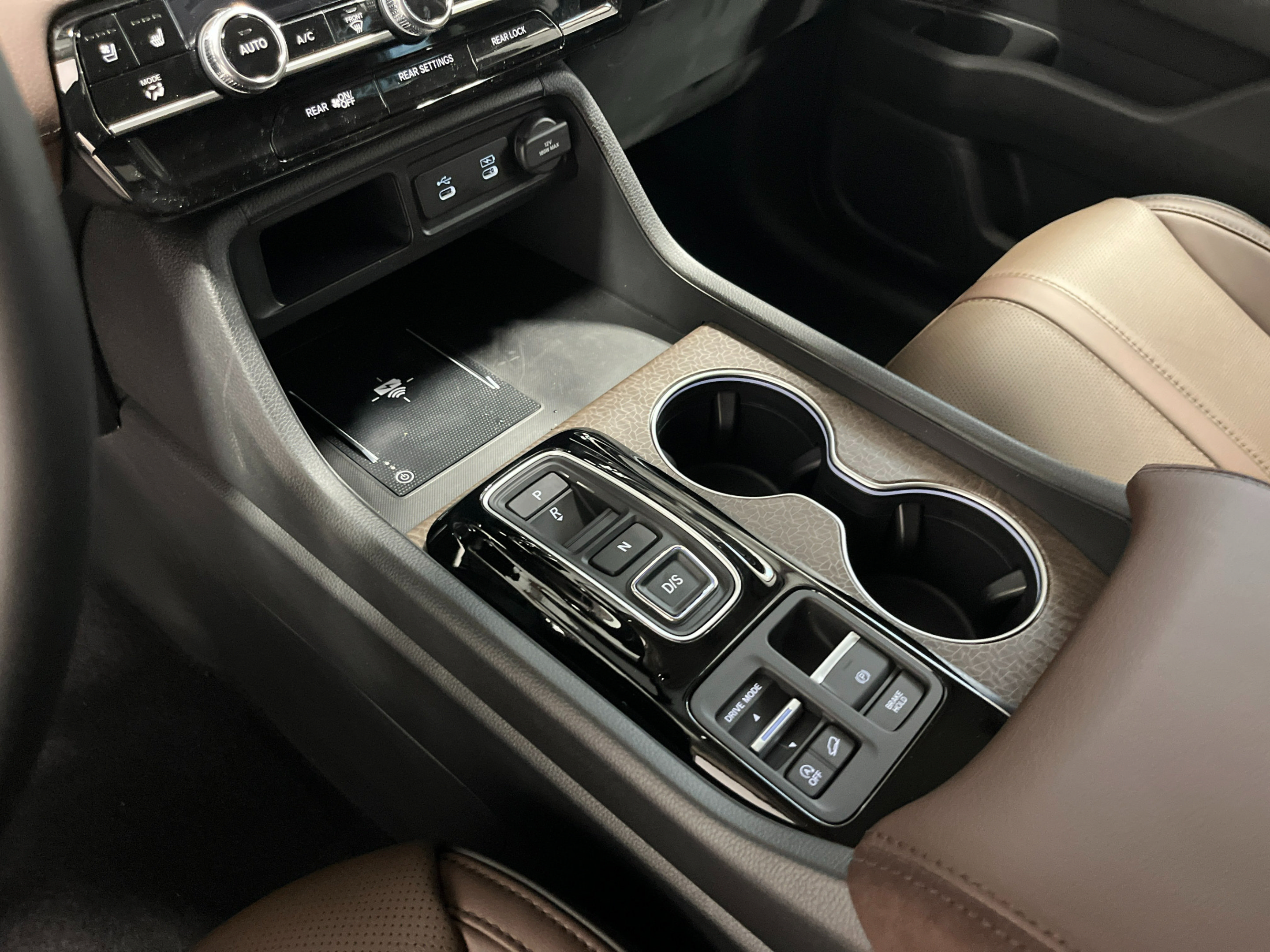 New 2026 Honda Pilot Elite image 16