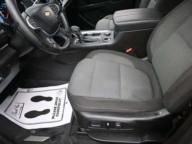 Used 2023 Chevrolet Traverse LT image 15