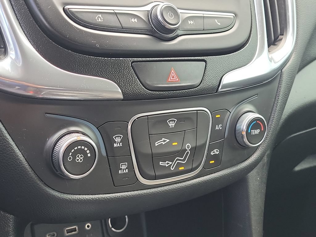 Used 2020 Chevrolet Equinox LT FWD image 16