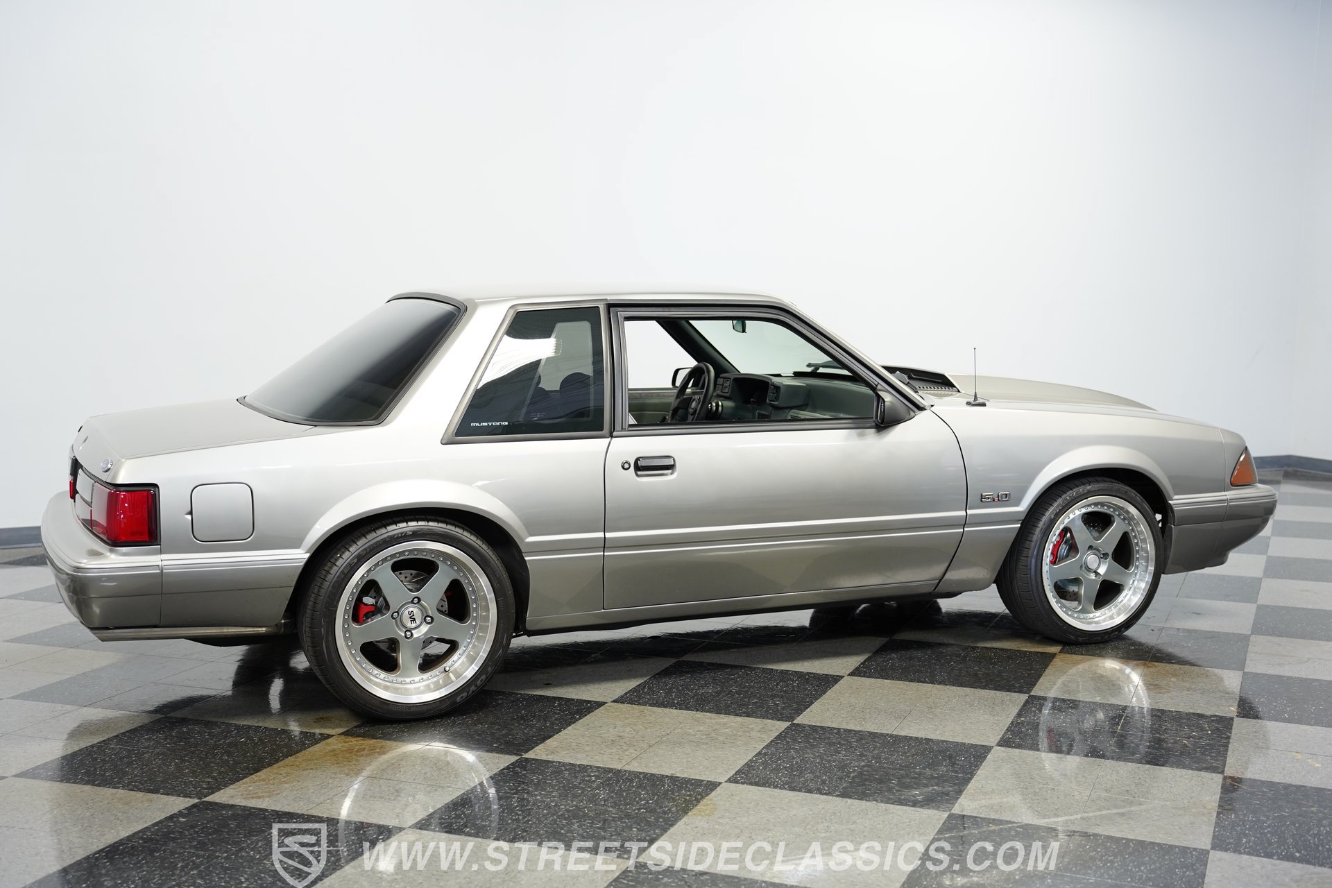 Used 1987 Ford Mustang LX RWD image 15