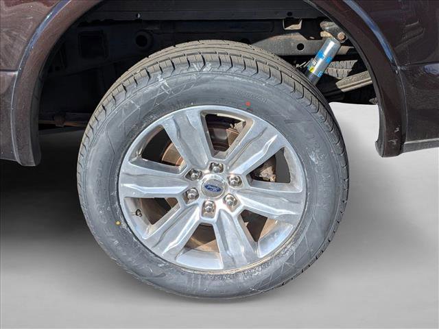 Used 2018 Ford F150 Platinum w/ Equipment Group 701A Luxury image 9