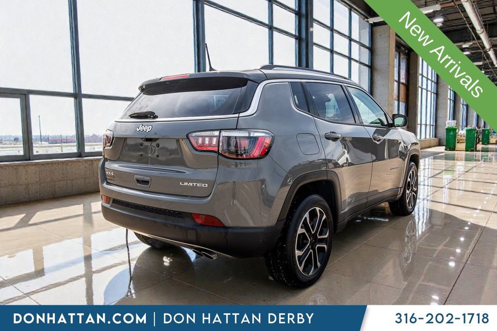 Used 2022 Jeep Compass Limited image 30