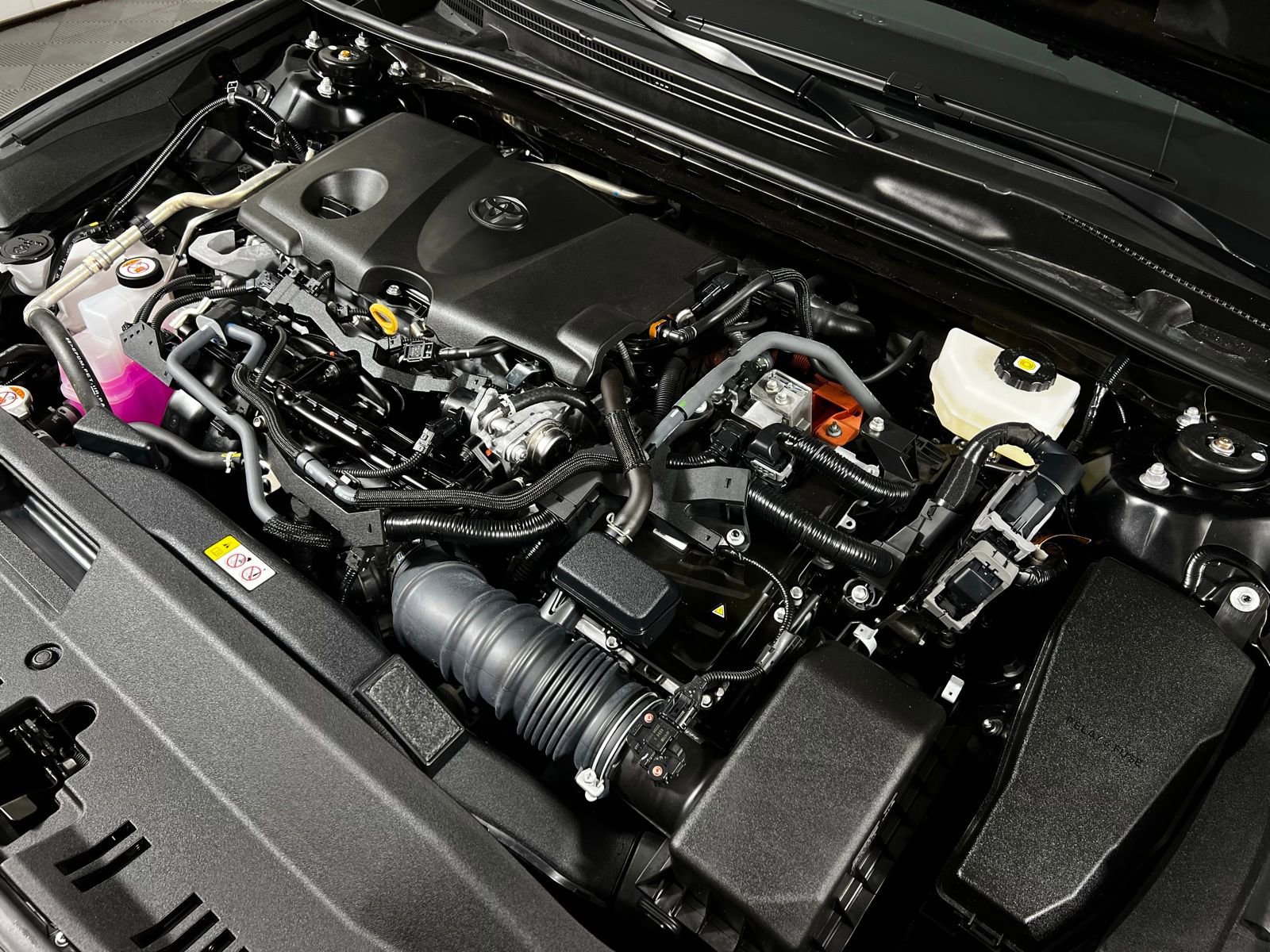 Certified 2025 Toyota Camry LE FWD image 11