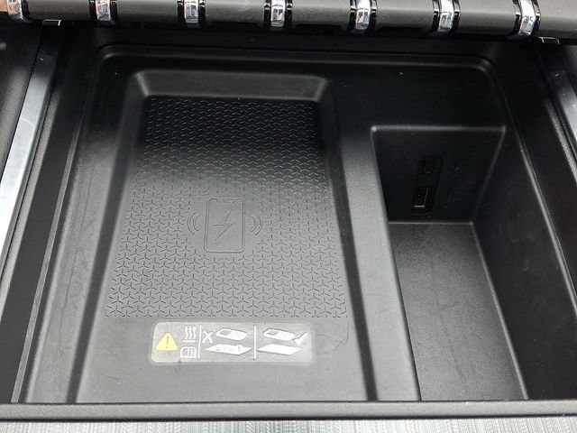 New 2026 GMC Acadia Elevation w/ Elevation Premium Package AWD/4WD image 23