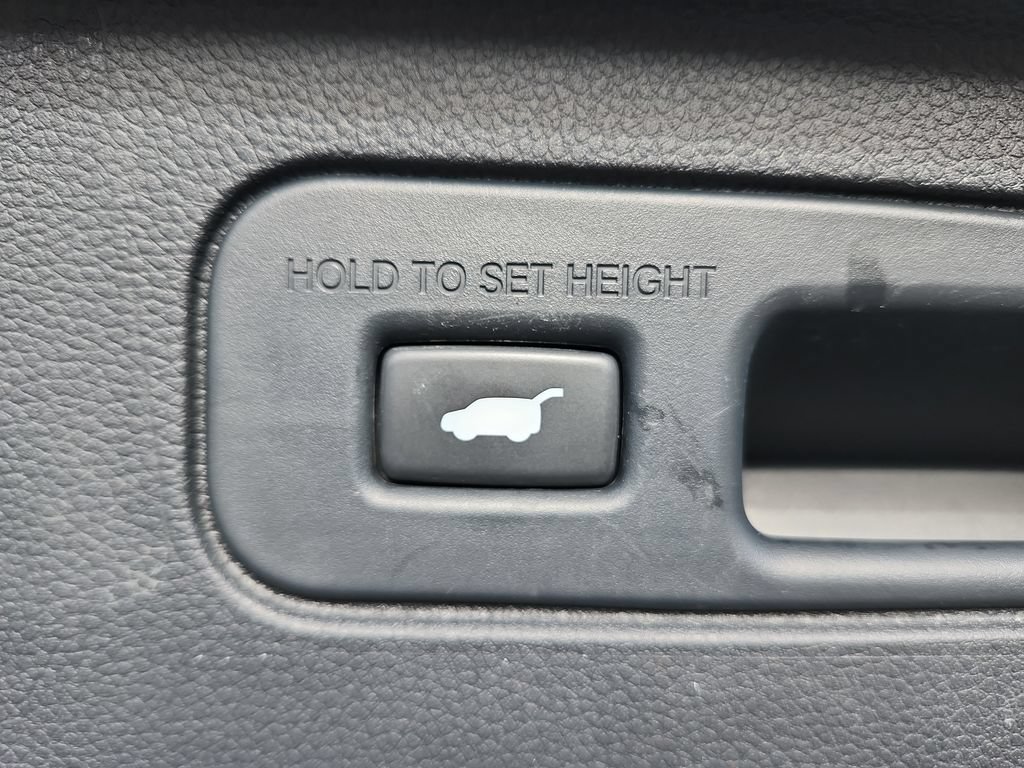 Used 2023 Honda Pilot EX-L image 37