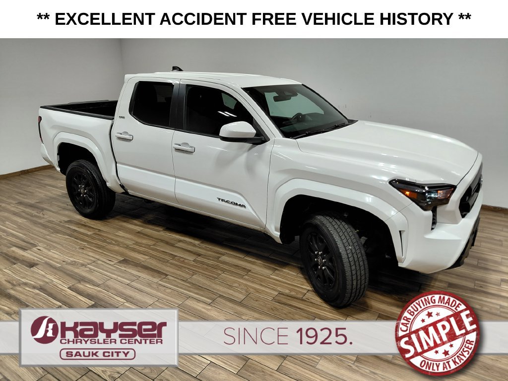 Used 2026 Toyota Tacoma SR5 AWD/4WD image 11