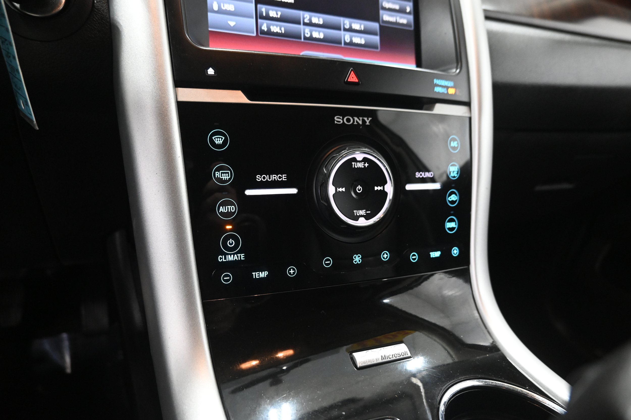 Used 2013 Ford Edge Limited FWD image 12