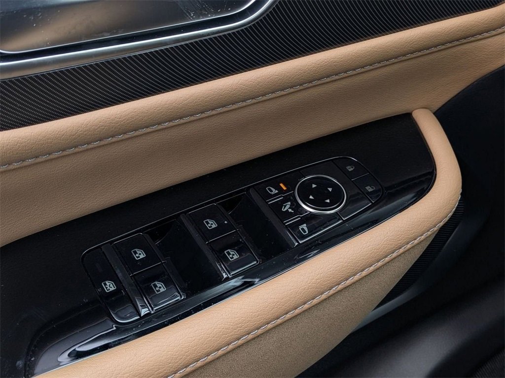 New 2026 INFINITI QX80 Luxe image 15