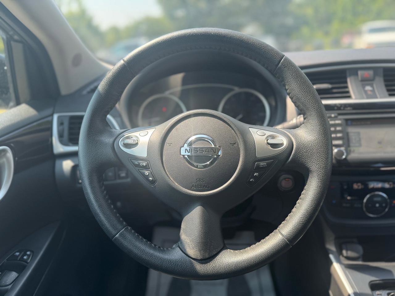 Used 2018 Nissan Sentra SV w/ Premium Package (P01) image 31