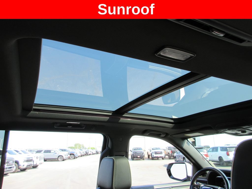 Certified 2023 GMC Yukon XL SLT AWD/4WD image 16