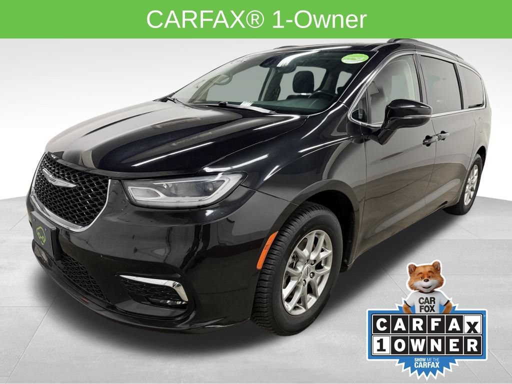 Used 2021 Chrysler Pacifica Touring w/ Cold Weather Group FWD image 4