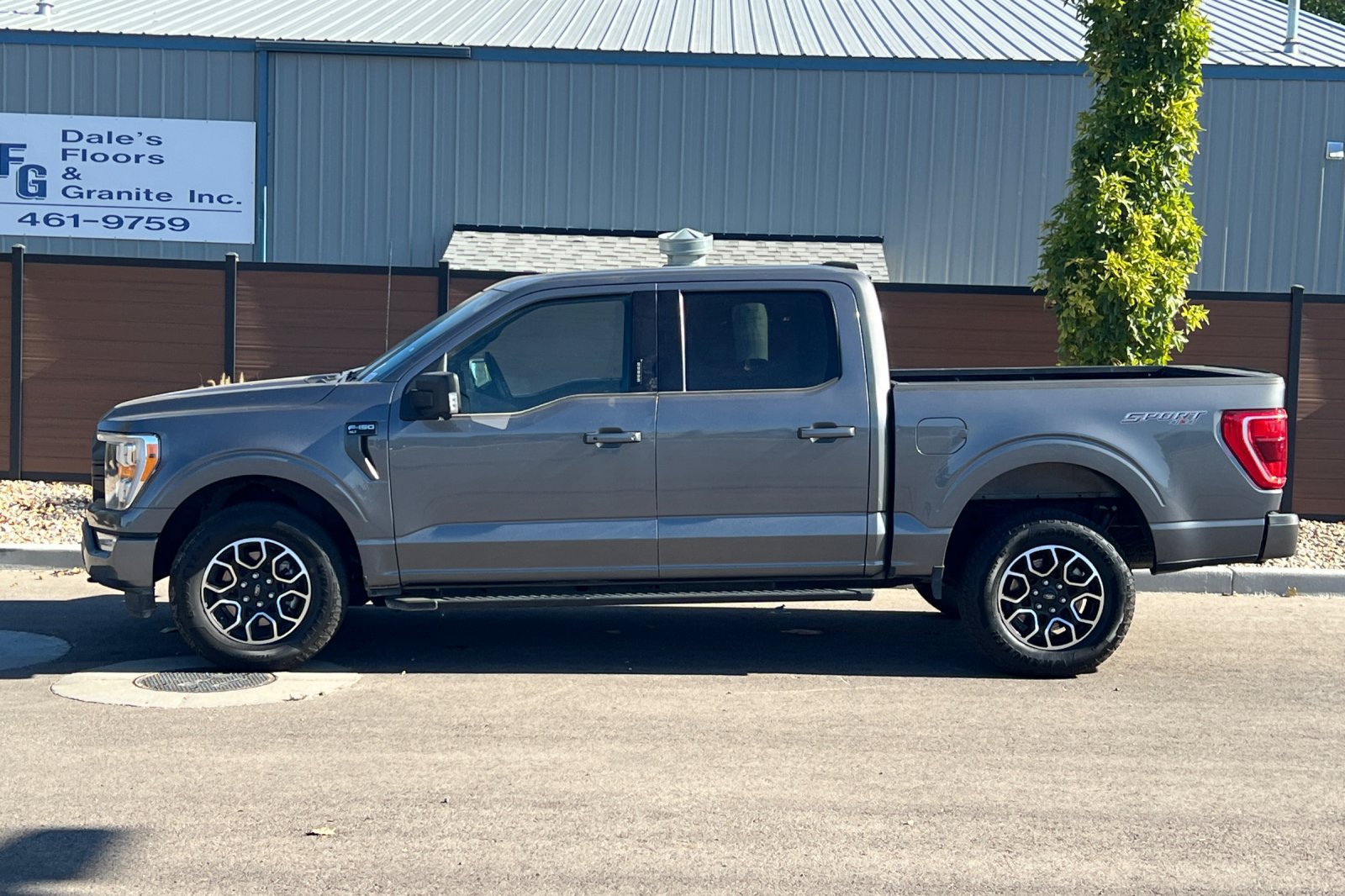 Used 2022 Ford F150 XLT w/ Equipment Group 302A High AWD/4WD image 10