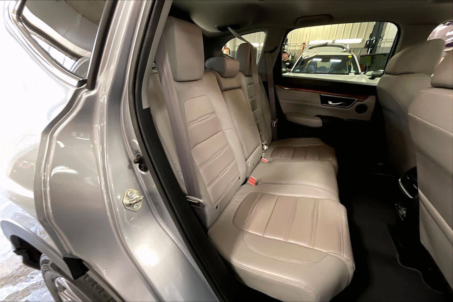 Used 2017 Honda CR-V Touring image 20