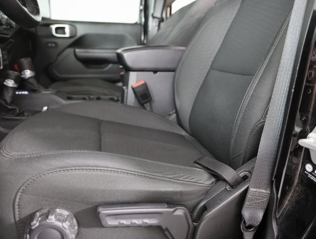 Used 2021 Jeep Gladiator Sport image 12