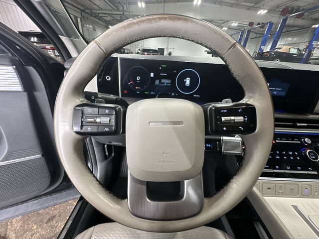 Used 2025 Hyundai Santa Fe Calligraphy AWD/4WD image 15