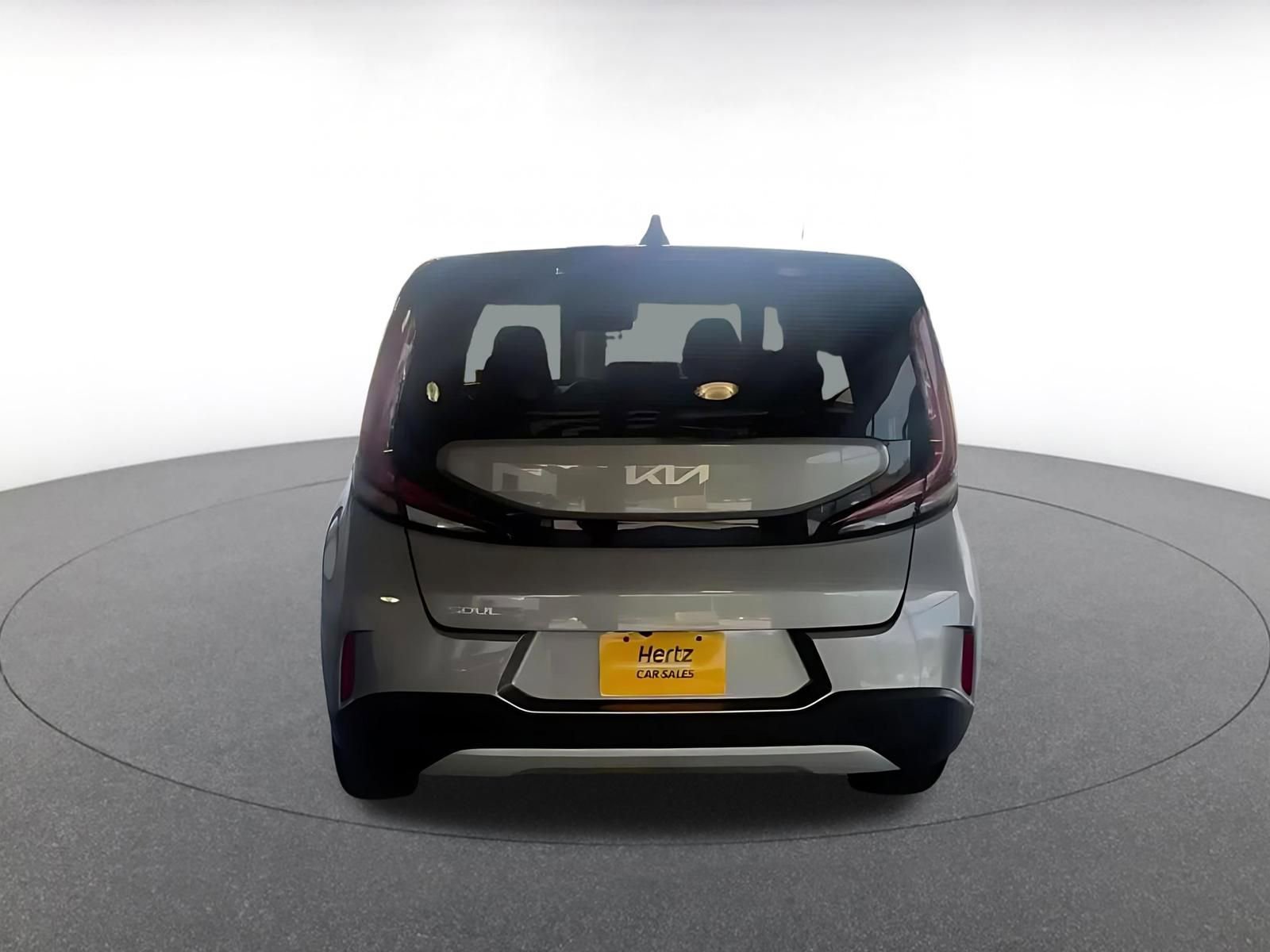 Used 2025 Kia Soul LX w/ LX Technology Package FWD image 18