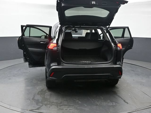 Certified 2022 Toyota Corolla Cross XLE w/ Black Badges Package (TMS) AWD/4WD image 50