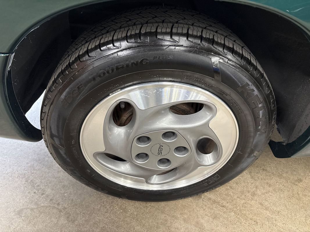 Used 1994 Pontiac Firebird Coupe image 30