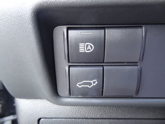 Used 2021 Toyota Highlander XSE FWD image 20