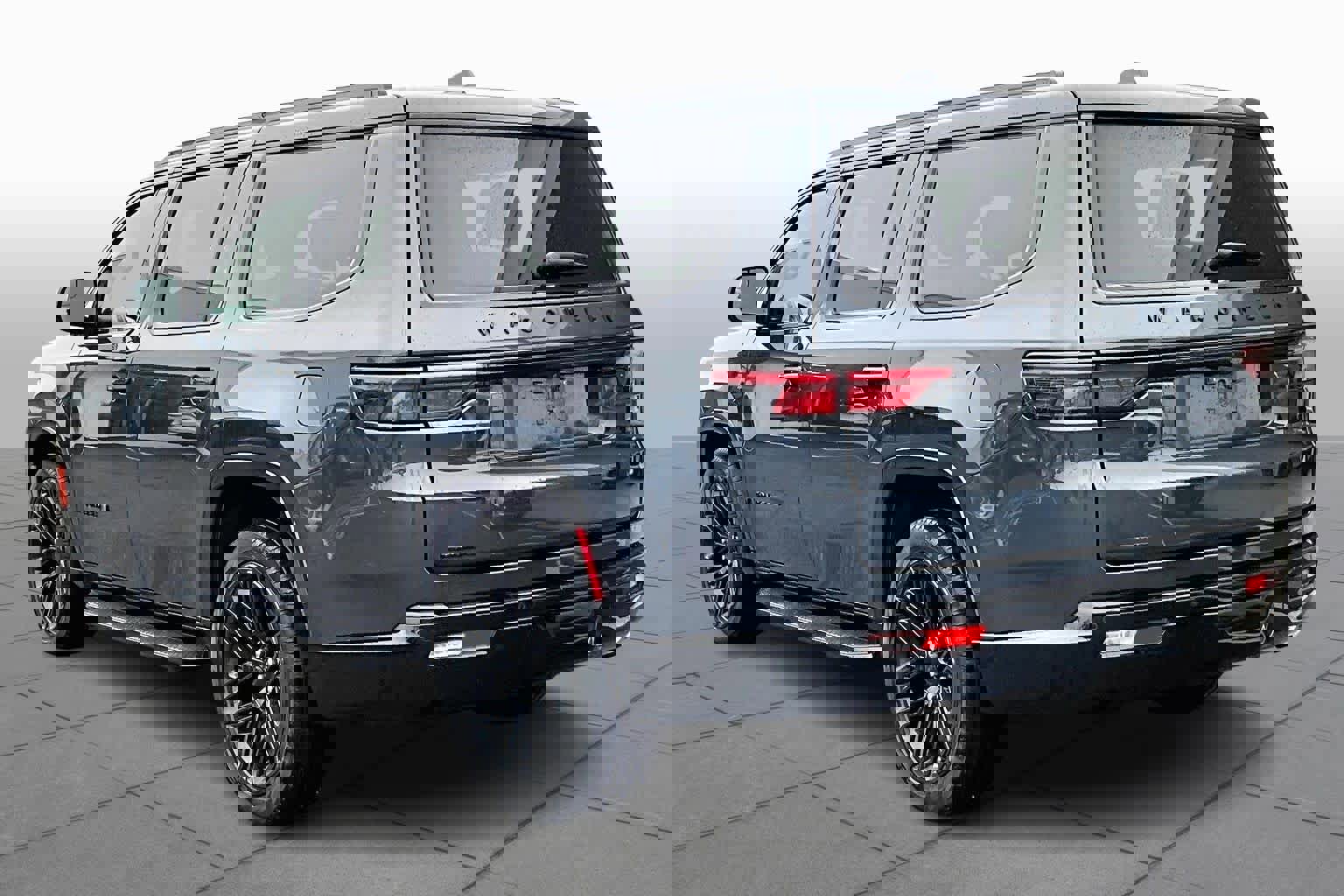 Used 2023 Jeep Wagoneer Series II image 12