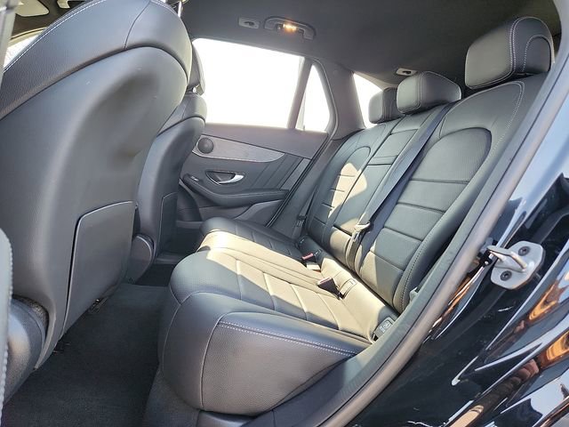 Used 2022 Mercedes-Benz GLC 300 4MATIC image 10