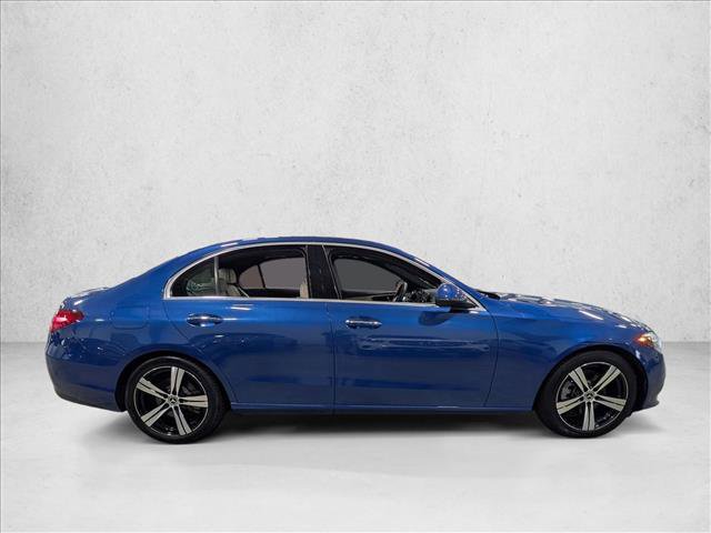Used 2022 Mercedes-Benz C 300 Sedan image 4