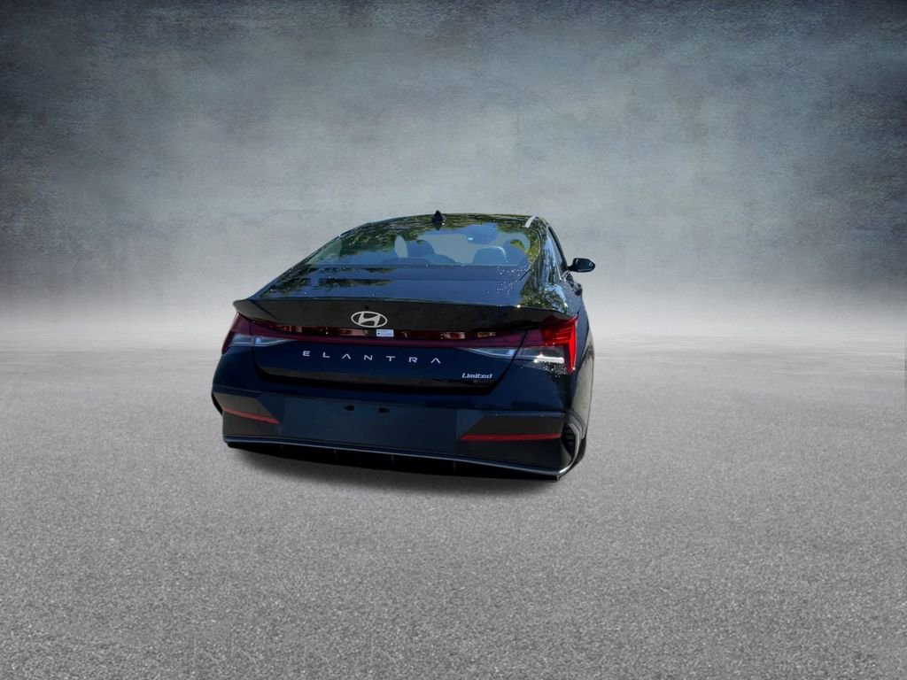 New 2025 Hyundai Elantra Limited image 20