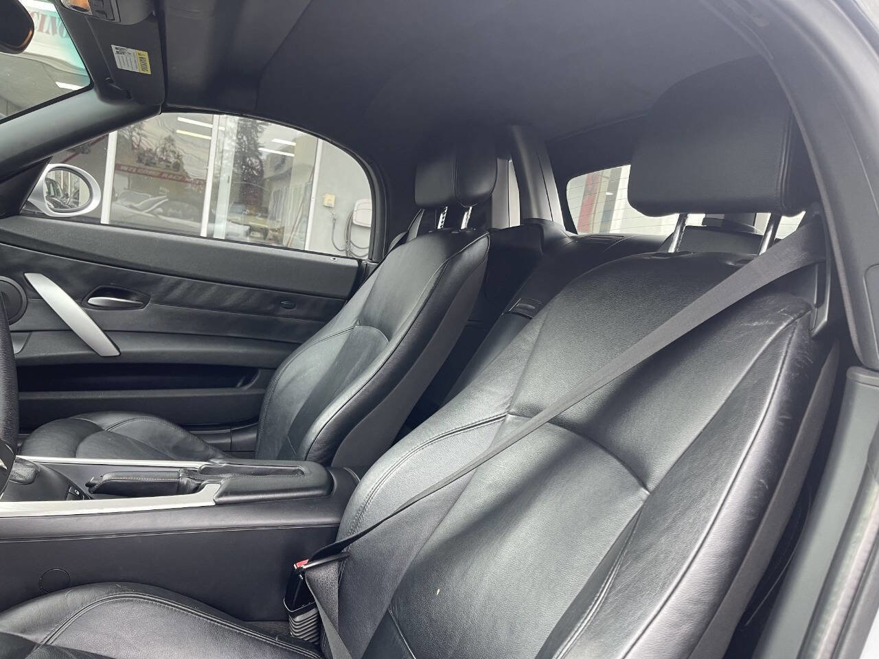 Used 2006 BMW Z4 3.0i image 18