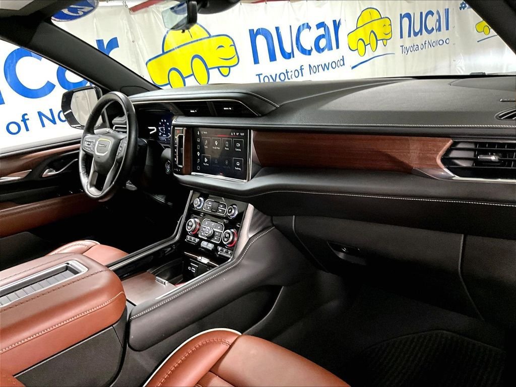 Used 2023 GMC Yukon Denali Ultimate AWD/4WD image 14