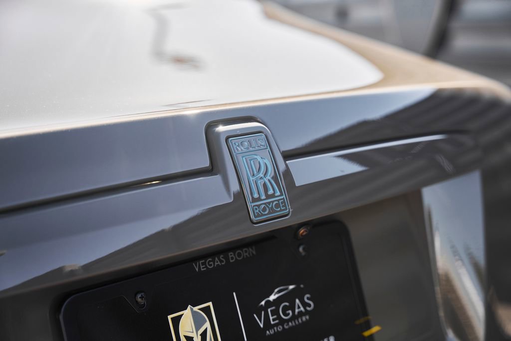 Used 2025 Rolls-Royce Ghost AWD/4WD image 13