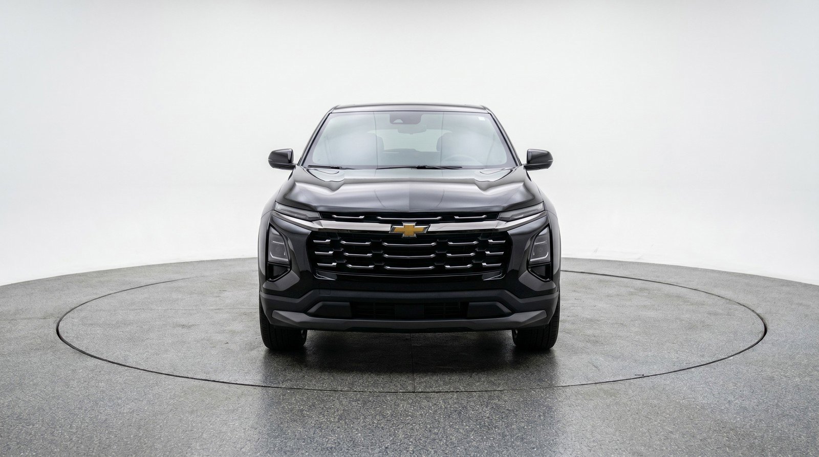 Used 2025 Chevrolet Equinox LT FWD image 2