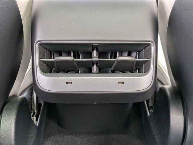 Used 2022 Tesla Model Y Performance image 18