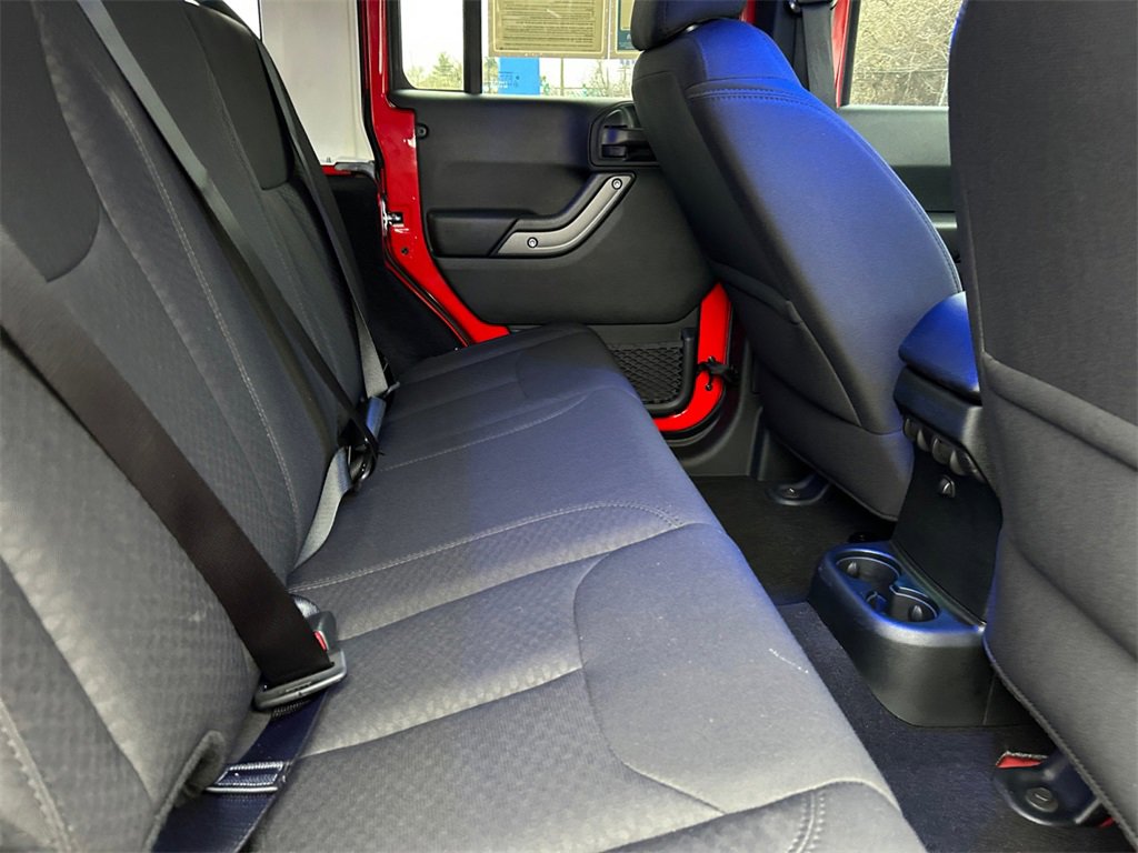 Used 2018 Jeep Wrangler Unlimited Sport S image 24