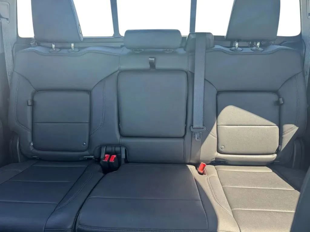Used 2026 Chevrolet Silverado 3500 LT w/ All Star Edition AWD/4WD image 18